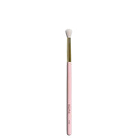 103-Defined Crease Brush