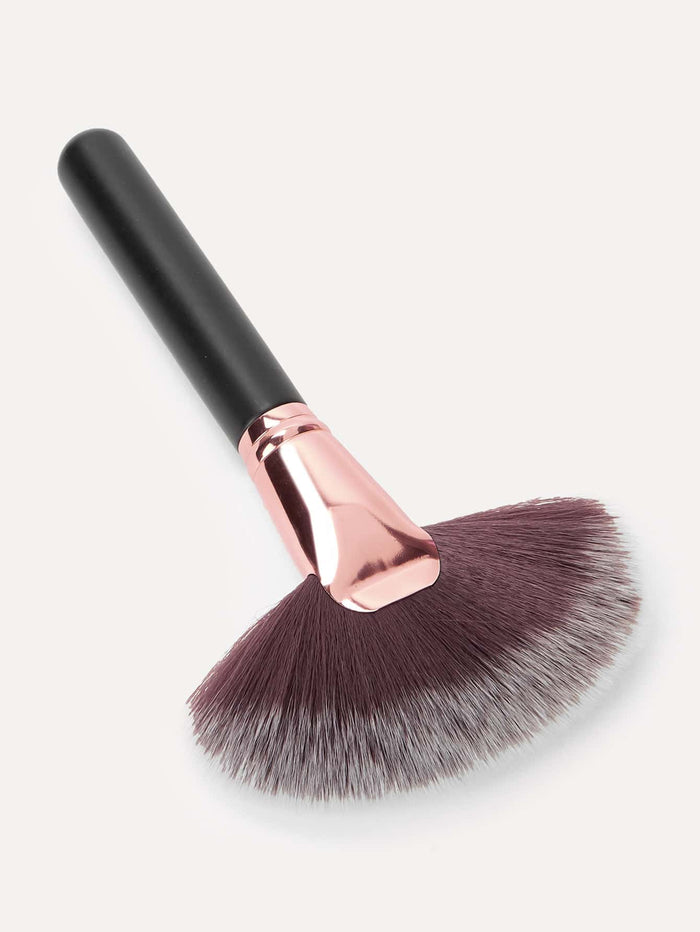 Fan Shaped Makeup Brush 1pc SEXY DRESS OUTLET