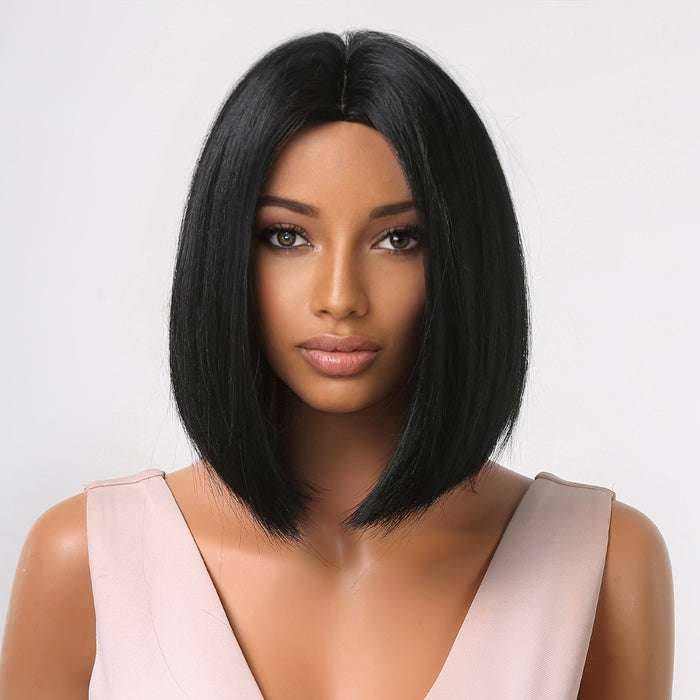 Short Bob Black Synthetic Wig UNDINE TRESS